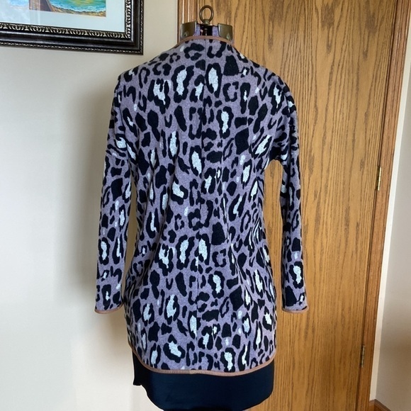 🖤 peach Love Leopard Print Cardigan Sz M - Picture 2 of 8